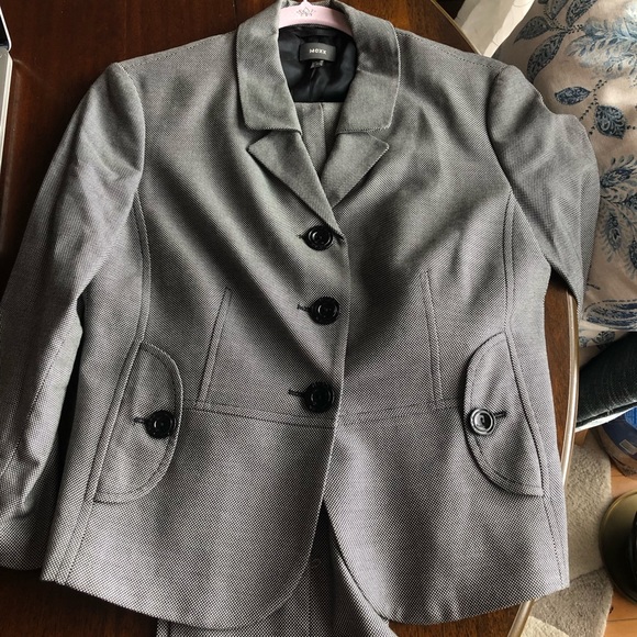 Mexx suit - blazer and pants size 8 - new without tag - Picture 9 of 9